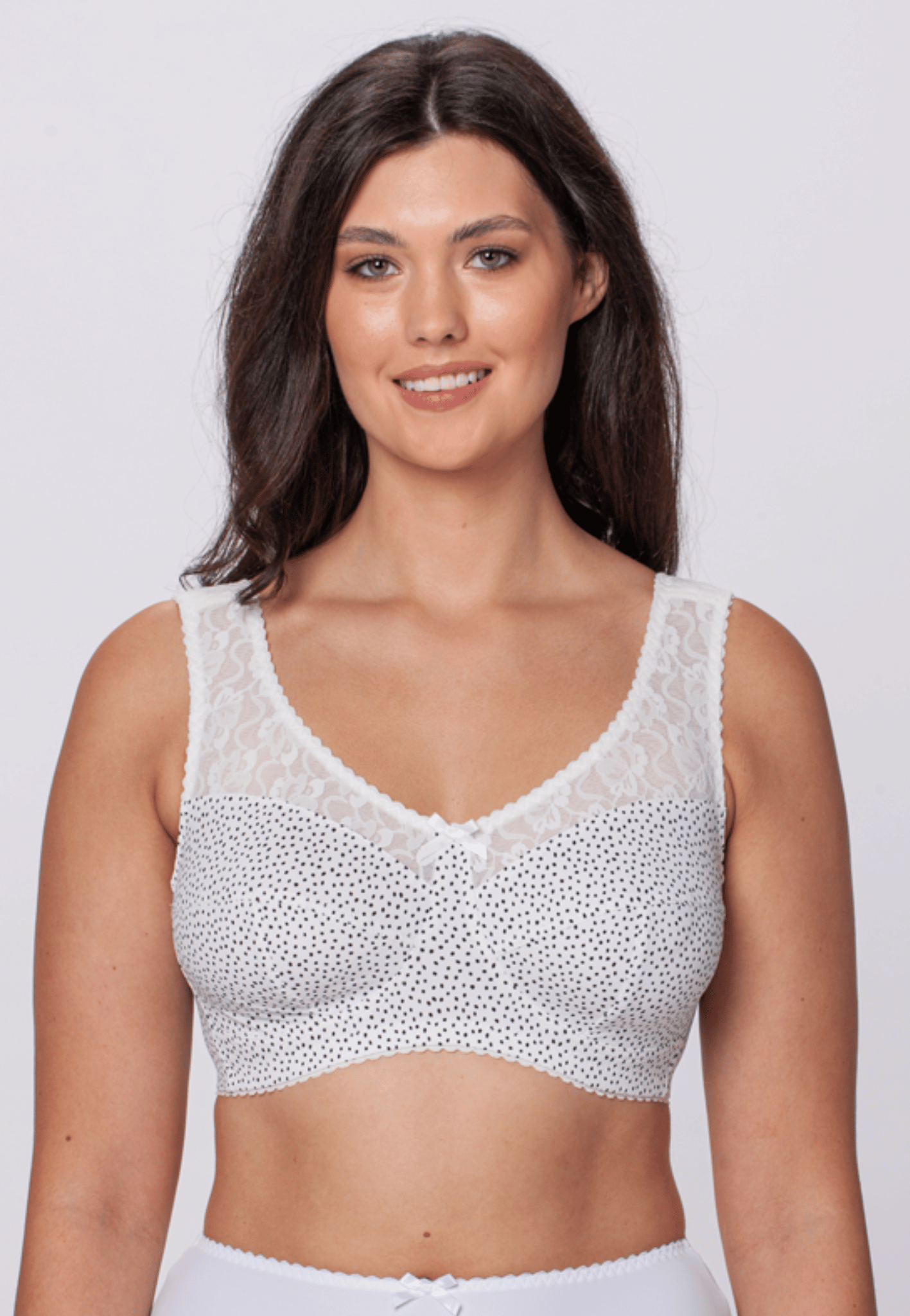 Daniela non-wired bra in white